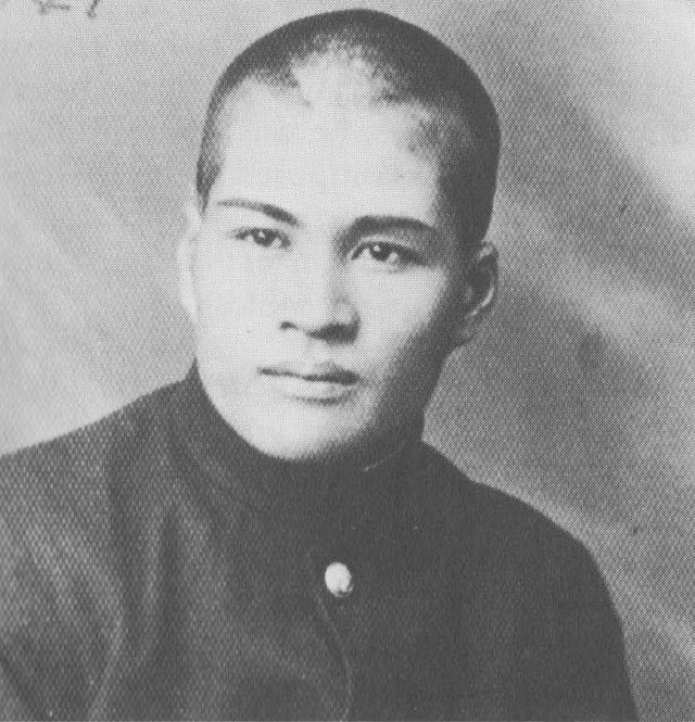 福井義男の肖像写真