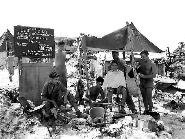 島にできた理髪店（1944年10月11日）