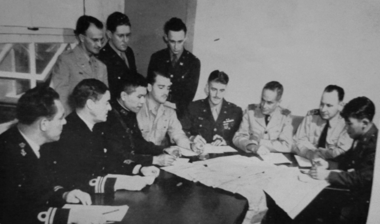 連合軍が捕獲した日本軍文書を読む会議（ATIS）